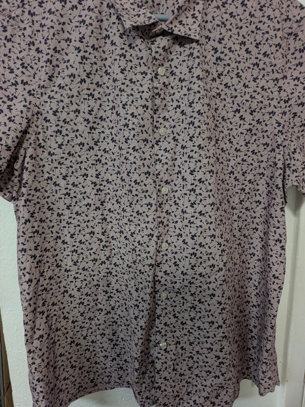 Perry Ellis Pink Short-Sleeve Button-Down with Dark Floral Print